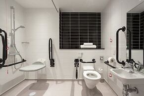 Holiday Inn Express Dunstable by IHG