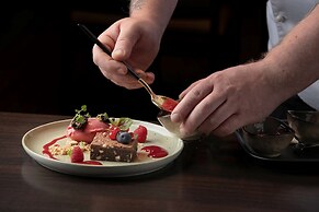 Park Inn by Radisson Oslo Airport Hotel West