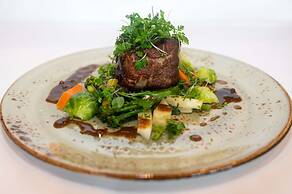 Park Inn by Radisson Oslo Airport Hotel West