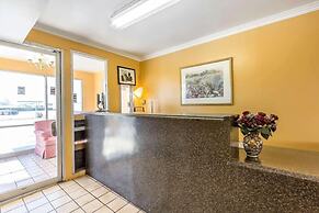Economy Inn- Buttonwillow I-5