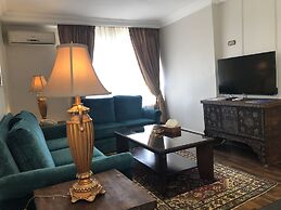 Gondola Hotel and Suites