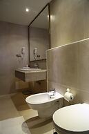 Gondola Hotel and Suites