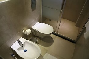 Gondola Hotel and Suites