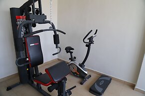 Gondola Hotel and Suites