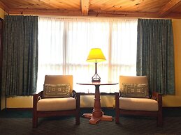 Lake Crest Inn