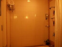 Lemon Tree Amarante Beach Resort, Goa