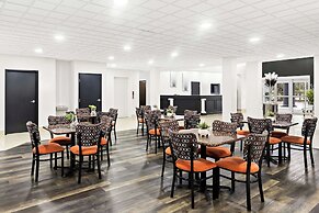 Sonesta Essential Savannah