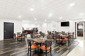 Sonesta Essential Savannah