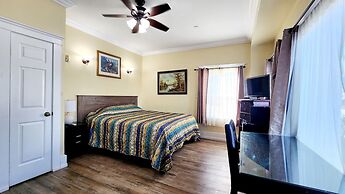 Santa Paula Inn