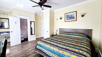 Santa Paula Inn