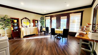 Santa Paula Inn