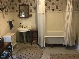 Innisfree Bed & Breakfast