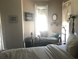 Innisfree Bed & Breakfast