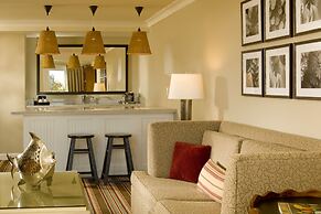Inn By The Sea