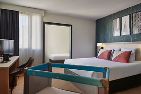 Gatsby Hotel & Restaurant by Happyculture