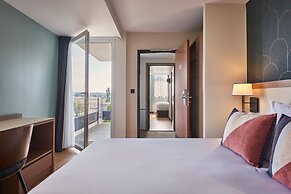 Gatsby Hotel & Restaurant by Happyculture