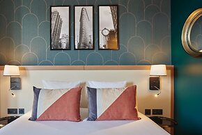 Gatsby Hotel & Restaurant by Happyculture
