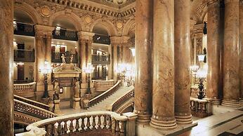 Hotel 10 Opera by HappyCulture