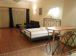 Hotel Pension Excellence