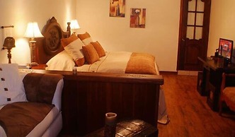 Hotel Rumipamba de las Rosas