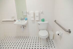 Beach Place Hotel