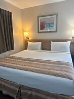 Beach Place Hotel