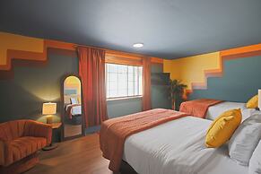 Sessions Retreat & Hotel