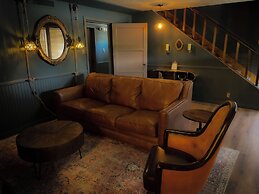 Sessions Retreat & Hotel