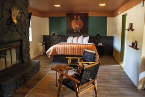 Sessions Retreat & Hotel