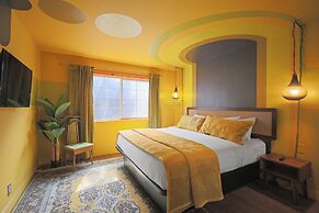 Sessions Retreat & Hotel