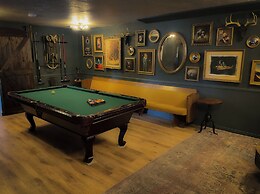 Sessions Retreat & Hotel