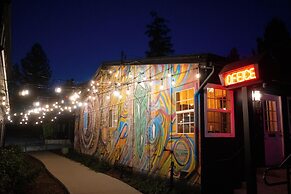 Sessions Retreat & Hotel