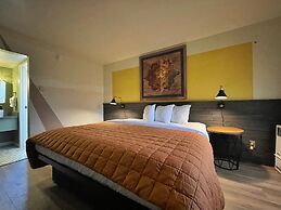 Sessions Retreat & Hotel