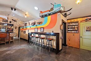 Sessions Retreat & Hotel