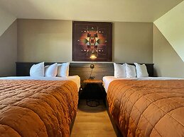 Sessions Retreat & Hotel