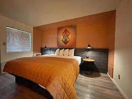 Sessions Retreat & Hotel