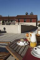 Adonis Carcassonne Résidence la Barbacane