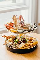 Ramada Resort by Wyndham Shoal Bay