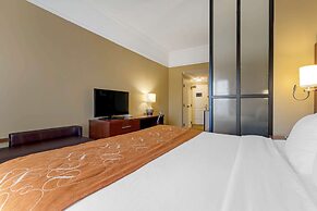 Comfort Suites Savannah North I-95