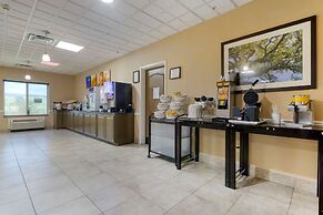 Comfort Suites Savannah North I-95