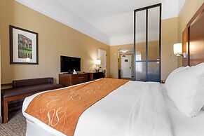 Comfort Suites Savannah North I-95