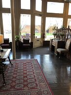 The Courtland Hotel and Day Spa