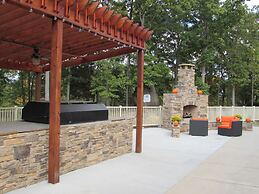 Embassy Suites by Hilton Charlotte Concord Golf Resort & Spa