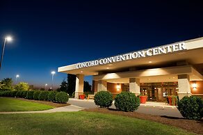 Embassy Suites by Hilton Charlotte Concord Golf Resort & Spa