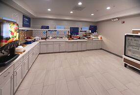 Holiday Inn Express & Suites Little Rock-West by IHG