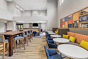 Hampton Inn & Suites Grove City