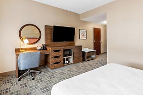 Hampton Inn & Suites Grove City