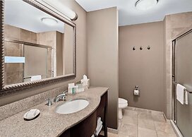 Hampton Inn & Suites Grove City