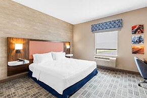 Hampton Inn & Suites Grove City
