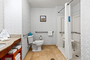 Hampton Inn & Suites Grove City